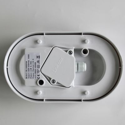 800lm PF0.5 Surface Mounted Led Light Fixtures IP65 PC Material 11w