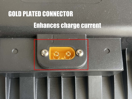 300AH BYD Battery LED Solar Flood Lamp For Garden